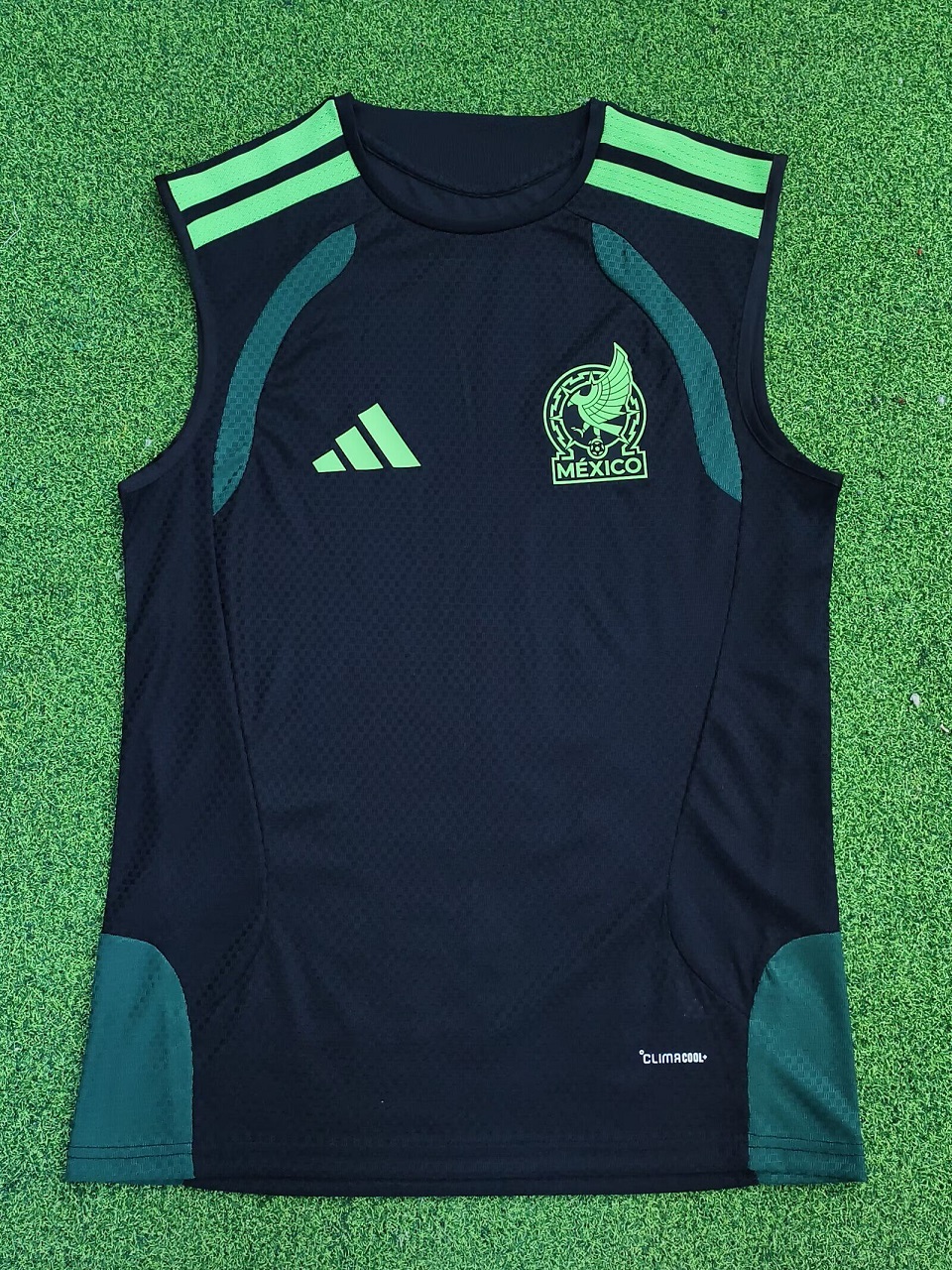 AAA Quality Mexico 25/26 Black/Green Vest Jersey